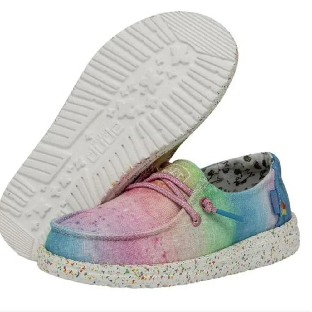 Hey Dude Wendy Dreamer Magic. Brand New. Big Kids Size: 4y & 5y.
